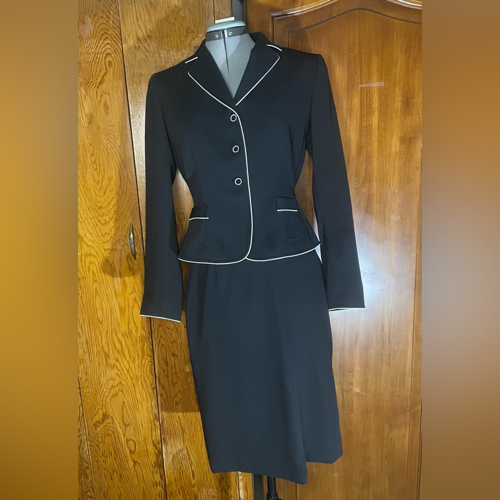 Classic Black Two-Piece Skirt Suit with White lining